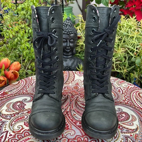 Dr. Martens Mirage Floral Triumph 1914 Tall Boots - Picture 9 of 17